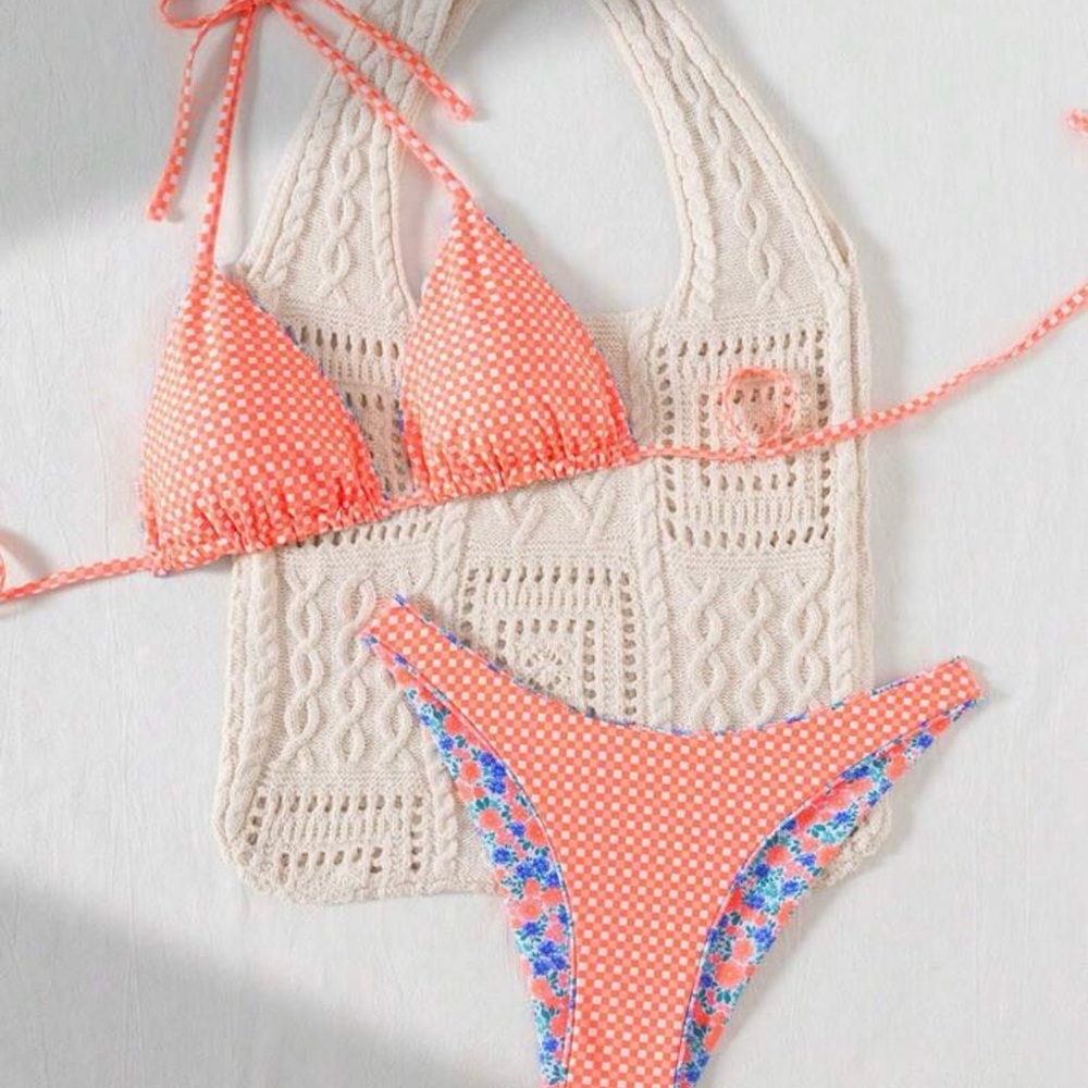 Floral Bikini Set with Crochet Bag - Picture 2 of 5